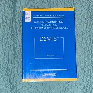 DSM-5 Manual in Spanish/ DSM 5 en español